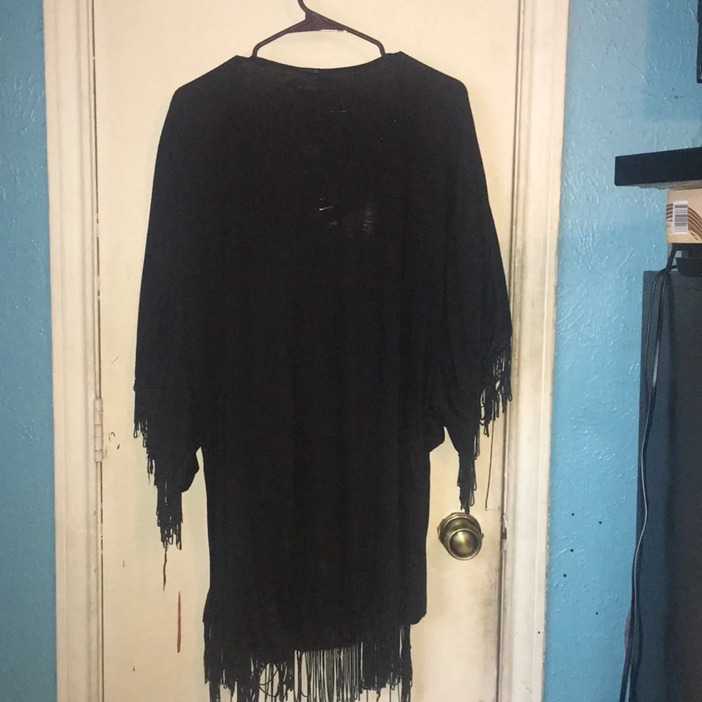 Women’s black shrug - Picture 3 of 3